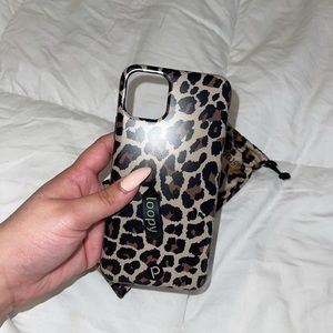 Cheetah Loopy Case